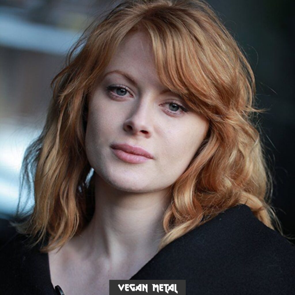 Emily Beecham, actriz y cantante vegana